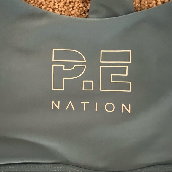 PE Nation Baby Blue Sports Bra Medium - Picture 4 of 4